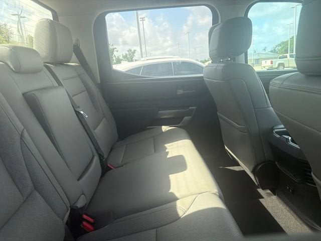 2024 Toyota Tundra 4WD SR5