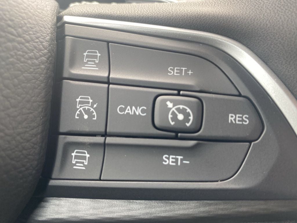 2025 Jeep Grand Cherokee GRAND CHEROKEE ALTITUDE 4X2