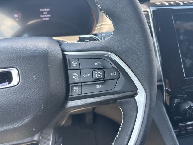 2026 Jeep Grand Cherokee GRAND CHEROKEE LAREDO X 4X2