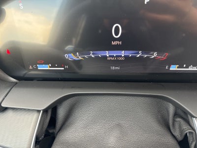 2025 Jeep Grand Cherokee GRAND CHEROKEE LAREDO 4X2