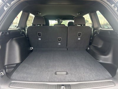 2025 Jeep Grand Cherokee GRAND CHEROKEE LAREDO 4X2