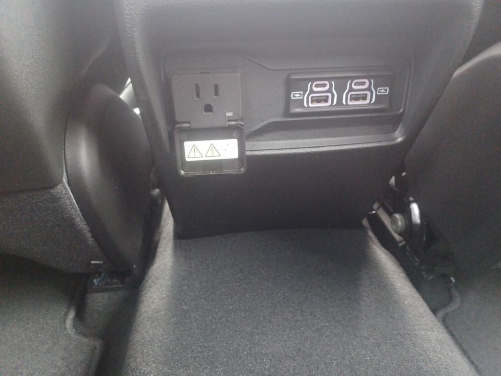 2026 Jeep Grand Cherokee GRAND CHEROKEE LAREDO X 4X2