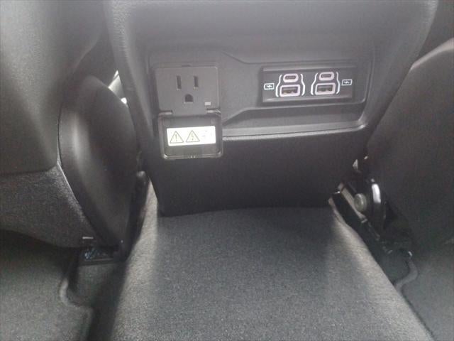 2026 Jeep Grand Cherokee GRAND CHEROKEE LAREDO X 4X2