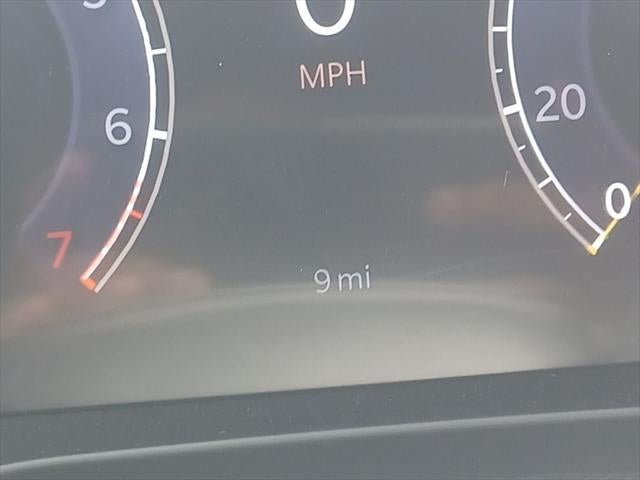 2026 Jeep Grand Cherokee GRAND CHEROKEE LAREDO X 4X2
