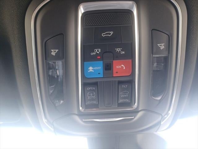 2026 Jeep Grand Cherokee GRAND CHEROKEE LAREDO X 4X2