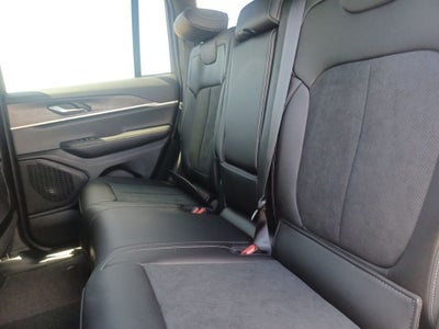 2026 Jeep Grand Cherokee GRAND CHEROKEE LAREDO ALTITUDE 4X2