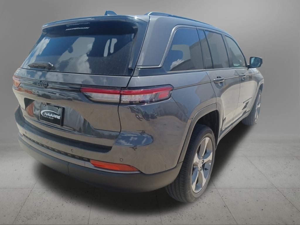 2026 Jeep Grand Cherokee GRAND CHEROKEE LAREDO ALTITUDE 4X2