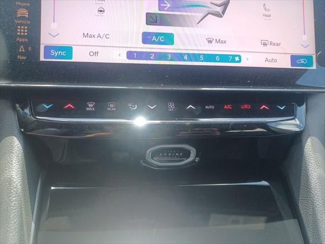 2026 Jeep Grand Cherokee GRAND CHEROKEE LAREDO ALTITUDE 4X2