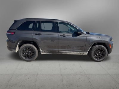 2026 Jeep Grand Cherokee GRAND CHEROKEE LAREDO ALTITUDE 4X2