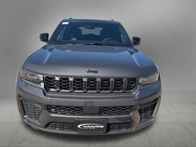 2026 Jeep Grand Cherokee GRAND CHEROKEE LAREDO ALTITUDE 4X2