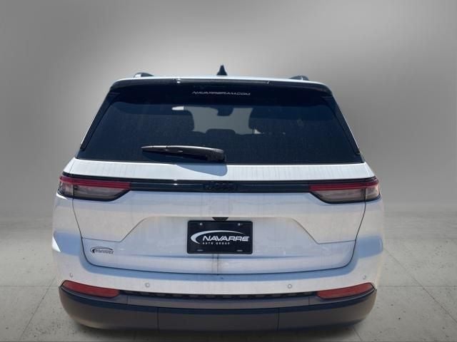 2026 Jeep Grand Cherokee GRAND CHEROKEE LAREDO ALTITUDE 4X2