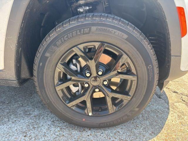 2026 Jeep Grand Cherokee GRAND CHEROKEE LAREDO ALTITUDE 4X2