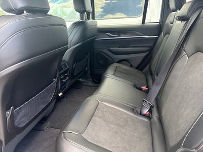 2026 Jeep Grand Cherokee GRAND CHEROKEE LAREDO ALTITUDE 4X2
