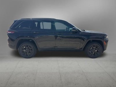2026 Jeep Grand Cherokee GRAND CHEROKEE LAREDO ALTITUDE 4X2
