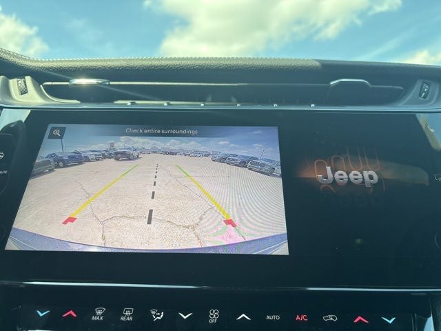 2026 Jeep Grand Cherokee GRAND CHEROKEE LAREDO ALTITUDE 4X2