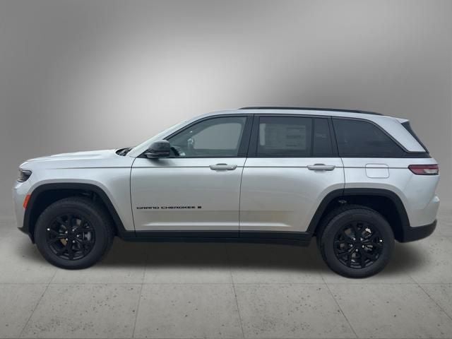 2026 Jeep Grand Cherokee GRAND CHEROKEE LAREDO ALTITUDE 4X2