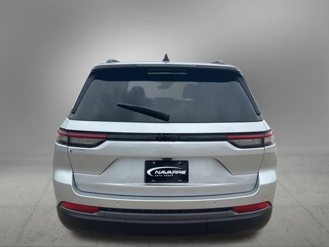 2026 Jeep Grand Cherokee GRAND CHEROKEE LAREDO ALTITUDE 4X2