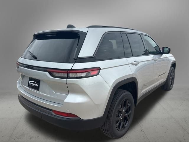 2026 Jeep Grand Cherokee GRAND CHEROKEE LAREDO ALTITUDE 4X2