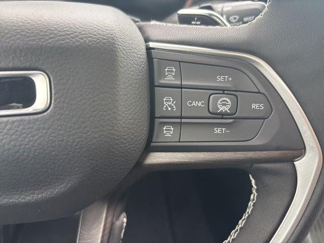 2026 Jeep Grand Cherokee GRAND CHEROKEE LAREDO ALTITUDE 4X2