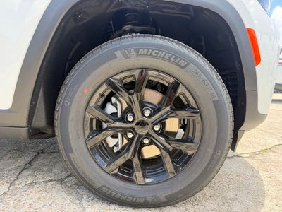 2026 Jeep Grand Cherokee GRAND CHEROKEE LAREDO ALTITUDE 4X2