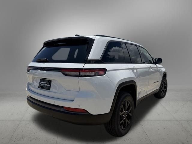 2026 Jeep Grand Cherokee GRAND CHEROKEE LAREDO ALTITUDE 4X2