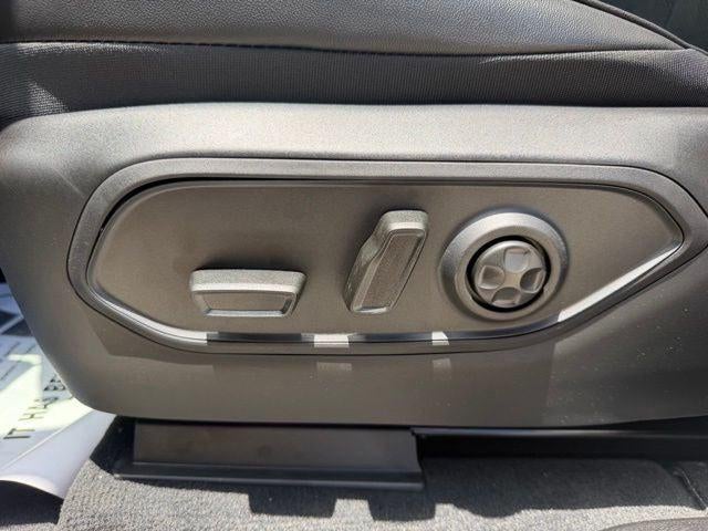 2026 Jeep Grand Cherokee GRAND CHEROKEE LAREDO ALTITUDE 4X2