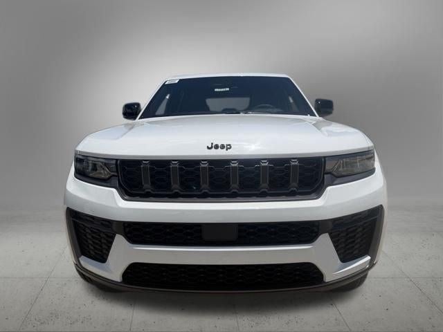 2026 Jeep Grand Cherokee GRAND CHEROKEE LAREDO ALTITUDE 4X2