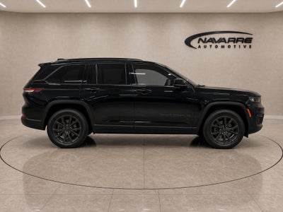 2027 Jeep Grand Cherokee GRAND CHEROKEE LAREDO ALTITUDE 4X2