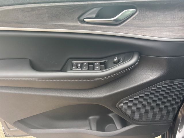 2026 Jeep Grand Cherokee GRAND CHEROKEE LAREDO ALTITUDE 4X2