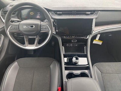 2026 Jeep Grand Cherokee GRAND CHEROKEE LAREDO ALTITUDE 4X2