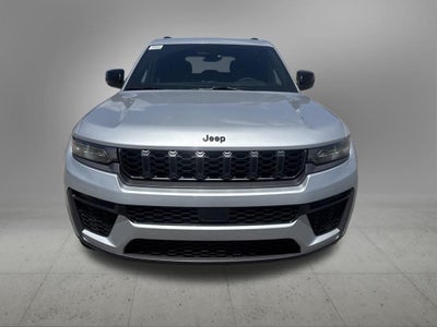 2026 Jeep Grand Cherokee GRAND CHEROKEE LAREDO ALTITUDE 4X2