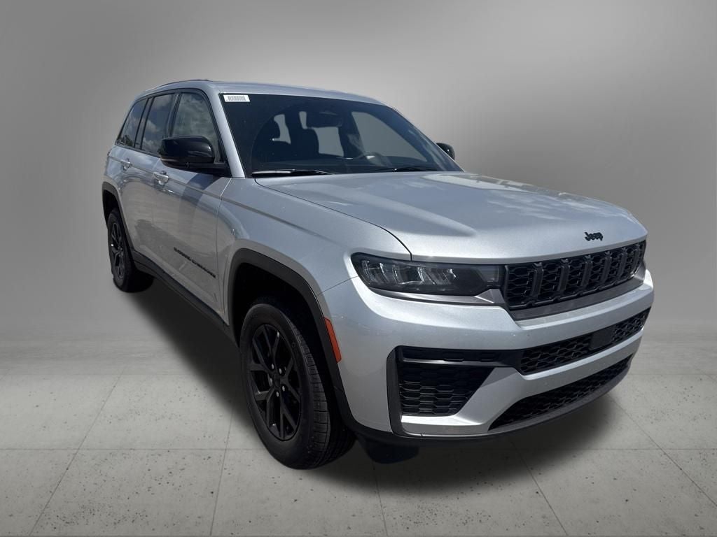 2026 Jeep Grand Cherokee GRAND CHEROKEE LAREDO ALTITUDE 4X2