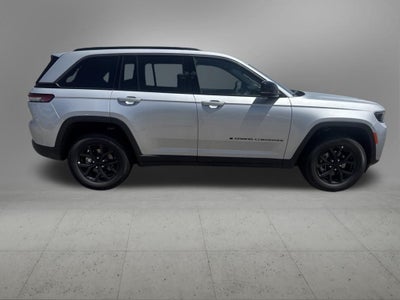 2026 Jeep Grand Cherokee GRAND CHEROKEE LAREDO ALTITUDE 4X2