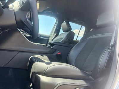 2026 Jeep Grand Cherokee GRAND CHEROKEE LAREDO ALTITUDE 4X2