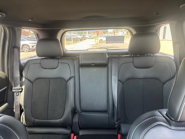 2026 Jeep Grand Cherokee GRAND CHEROKEE LAREDO ALTITUDE 4X2