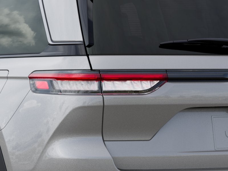 2026 Jeep Grand Cherokee GRAND CHEROKEE LAREDO ALTITUDE 4X2