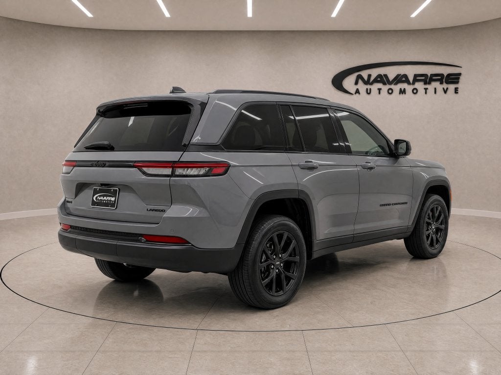 2027 Jeep Grand Cherokee GRAND CHEROKEE LAREDO ALTITUDE 4X2