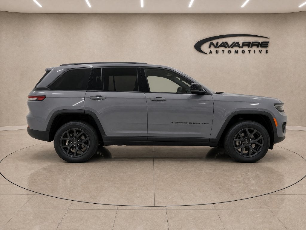 2027 Jeep Grand Cherokee GRAND CHEROKEE LAREDO ALTITUDE 4X2