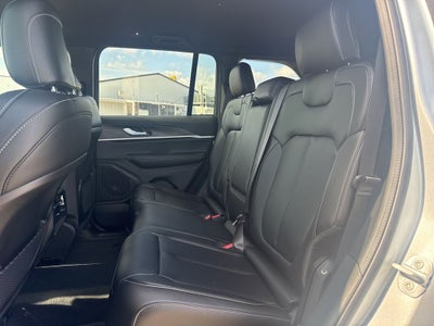 2025 Jeep Grand Cherokee GRAND CHEROKEE LIMITED 4X2