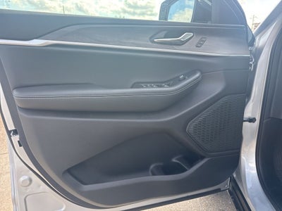 2025 Jeep Grand Cherokee GRAND CHEROKEE LIMITED 4X2