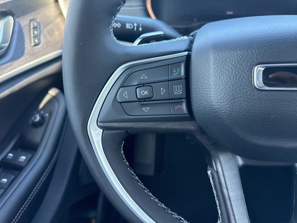 2025 Jeep Grand Cherokee GRAND CHEROKEE LIMITED 4X2