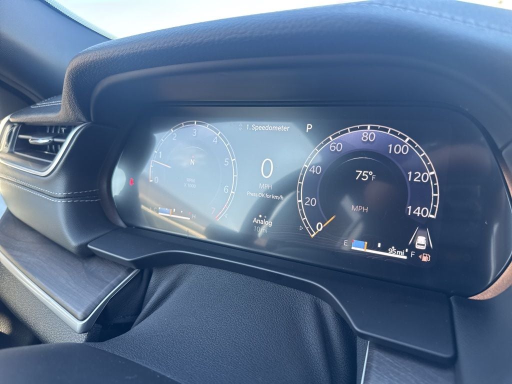 2025 Jeep Grand Cherokee GRAND CHEROKEE LIMITED 4X2