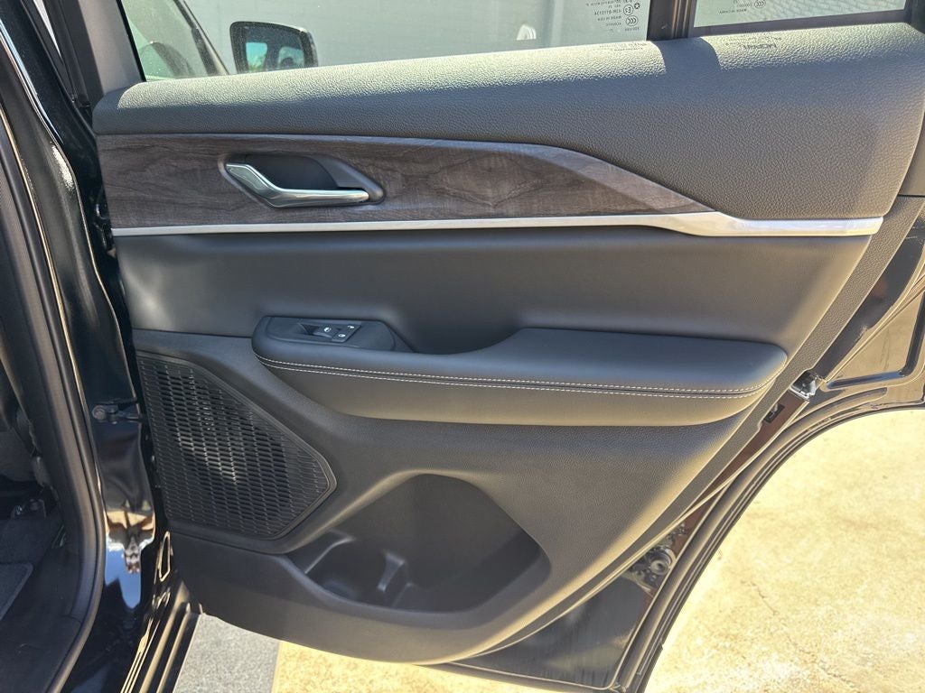 2025 Jeep Grand Cherokee GRAND CHEROKEE LIMITED 4X2