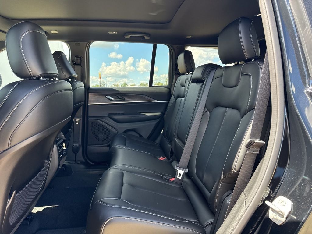 2025 Jeep Grand Cherokee GRAND CHEROKEE LIMITED 4X2