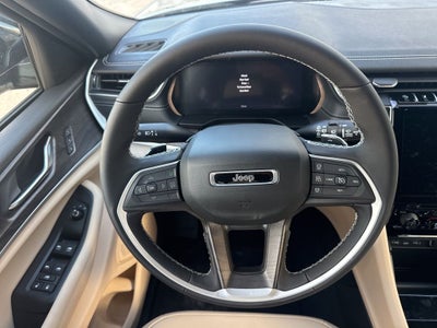 2025 Jeep Grand Cherokee GRAND CHEROKEE LIMITED 4X2