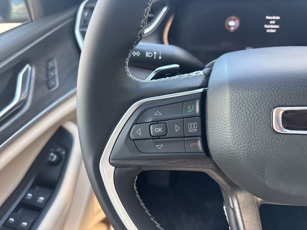 2025 Jeep Grand Cherokee GRAND CHEROKEE LIMITED 4X2