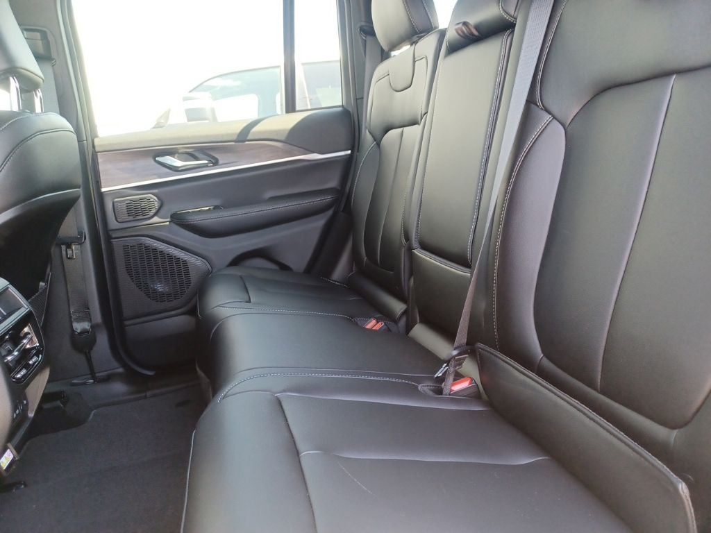 2026 Jeep Grand Cherokee GRAND CHEROKEE LIMITED 4X2
