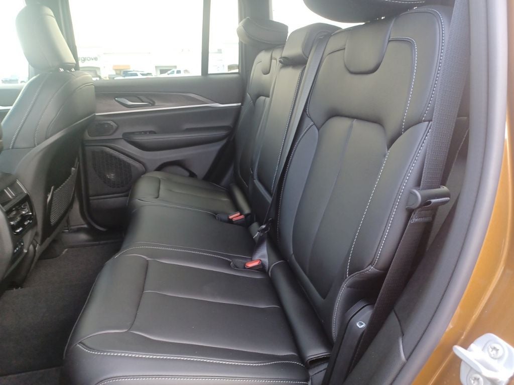 2026 Jeep Grand Cherokee GRAND CHEROKEE LIMITED 4X2