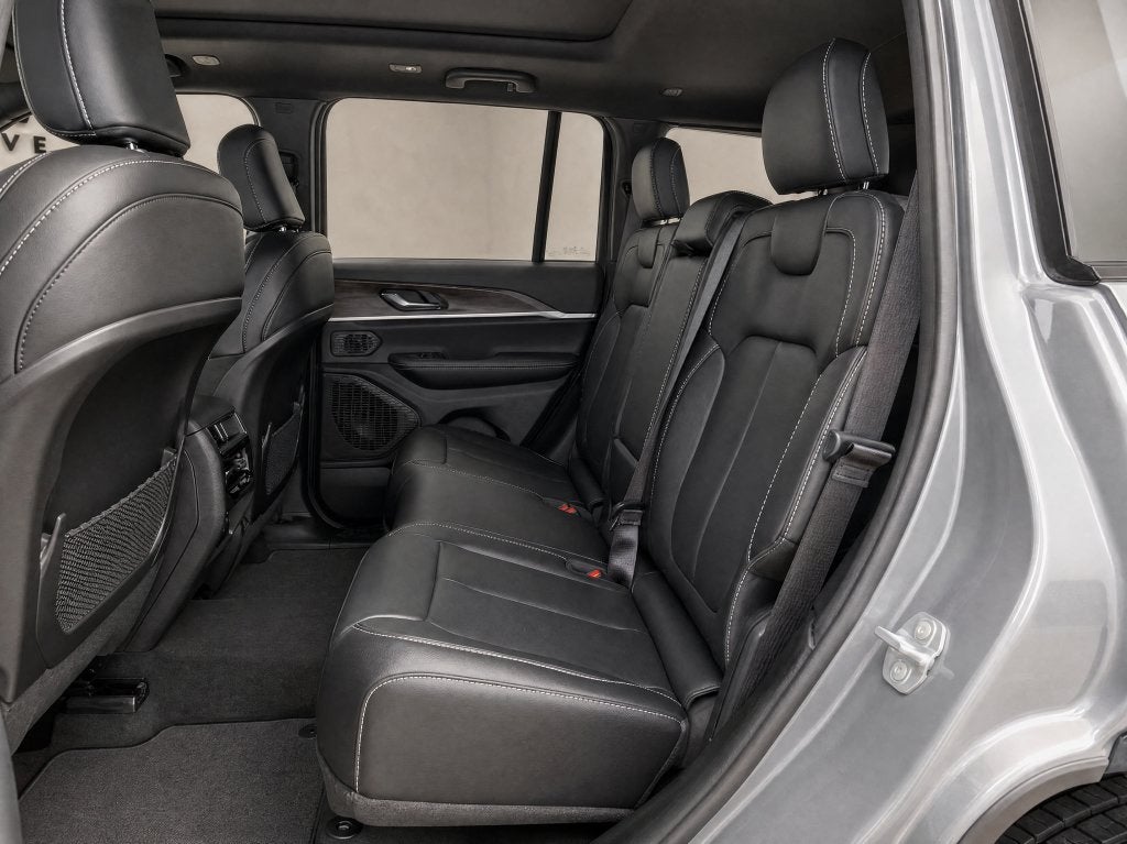 2027 Jeep Grand Cherokee GRAND CHEROKEE LIMITED 4X2