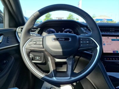 2027 Jeep Grand Cherokee GRAND CHEROKEE LIMITED 4X2